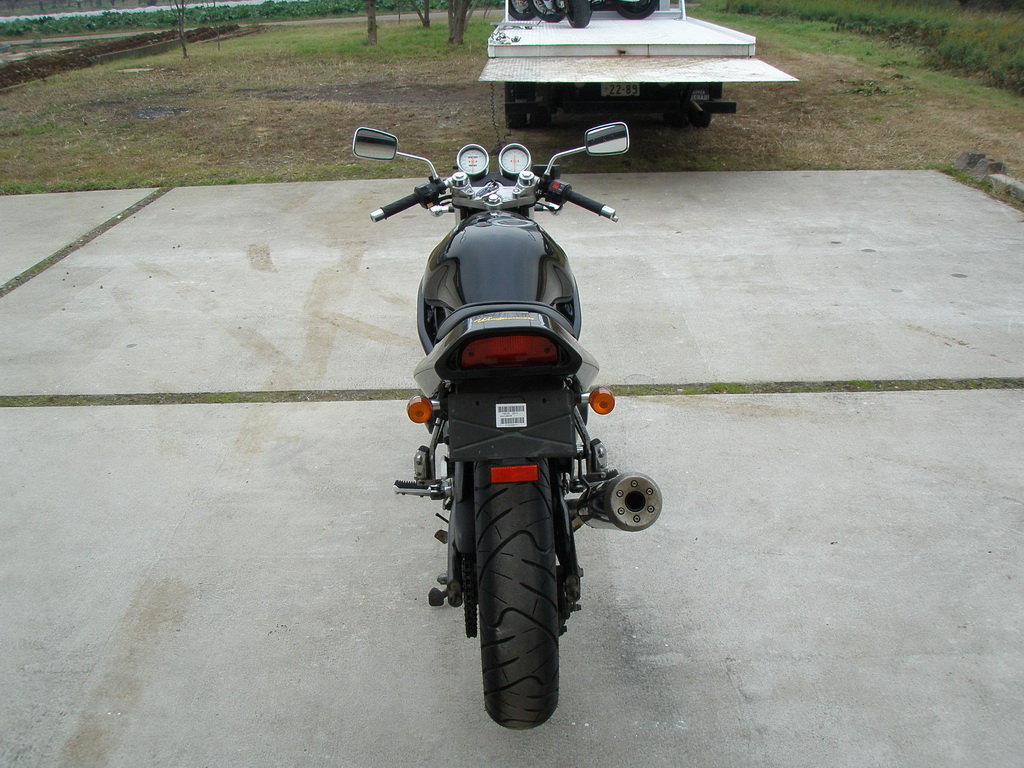 Купить мотоцикл Suzuki Bandit400V 1991 фото 8